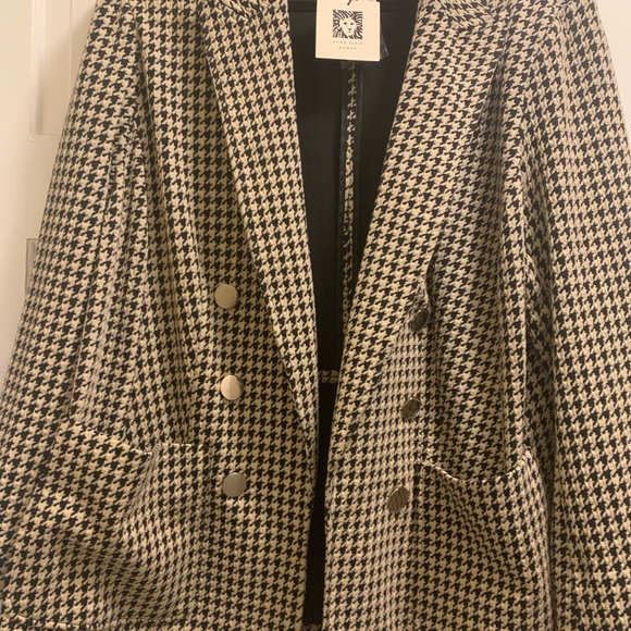 NWT Anne Klein Jacket. Never been worn. XL - Picture 2 of 4